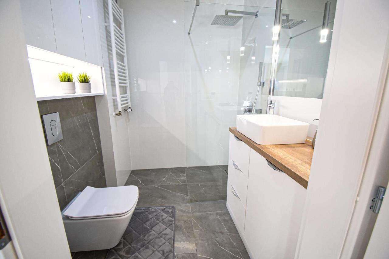 Apartament Villa Park Przy Plazy Z Widokiem Na Jezioro, Taras 50 M2 Ostróda Dış mekan fotoğraf